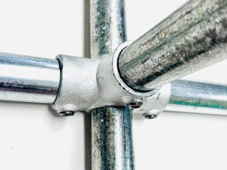 "T" Fitting for Indoor Playground Structures